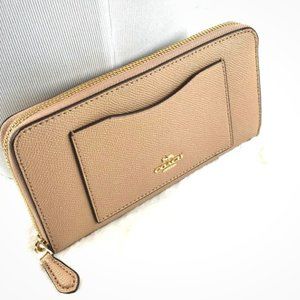 Coach Crossgrain Leather Accordion Zip Wallet, Nude Pink Retail $250